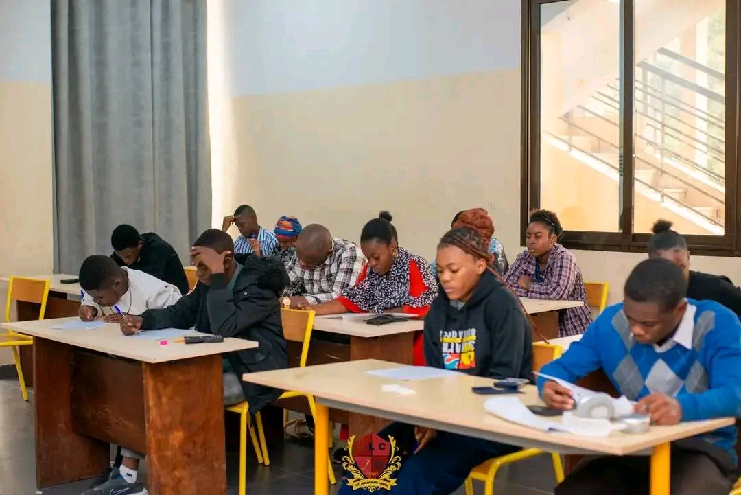 RETOUR EN IMAGES SUR LE PREMIER CONCOURS D’ADMISSION 2026-2027 DE LA FACULTÉ DE SCIENCES ÉCONOMIQUES ET DE GESTION