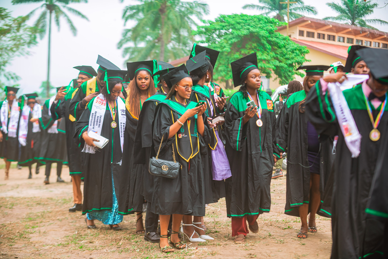 LOYOLA CÉLÈBRE L'EXCELLENCE ACADÉMIQUE