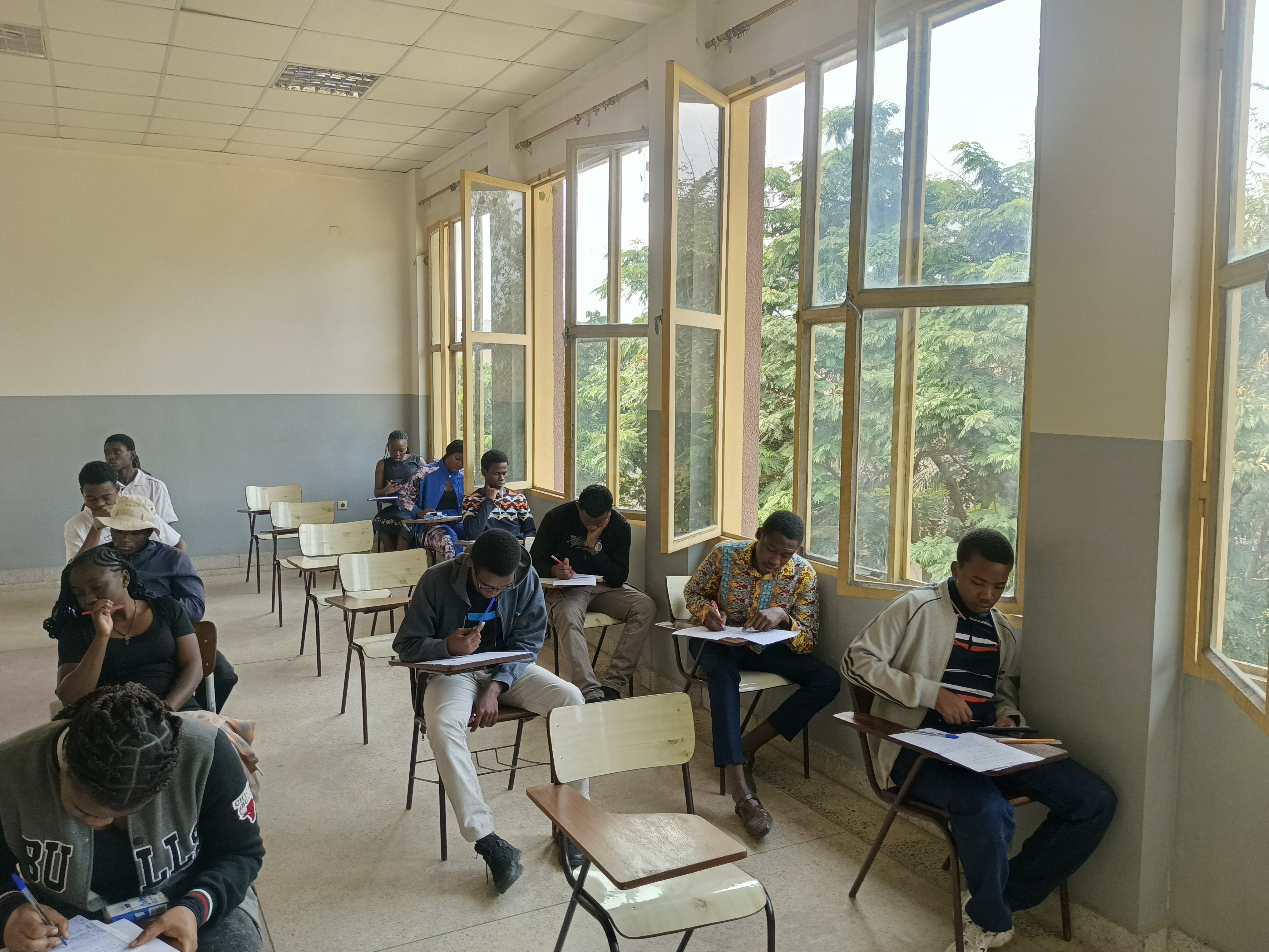 RETOUR EN IMAGES SUR LE 1er CONCOURS D’ADMISSION 2026-2027 DE LA FACULTÉ DES SCIENCES AGRONOMIQUES ET VÉTÉRINAIRES (FSAV)