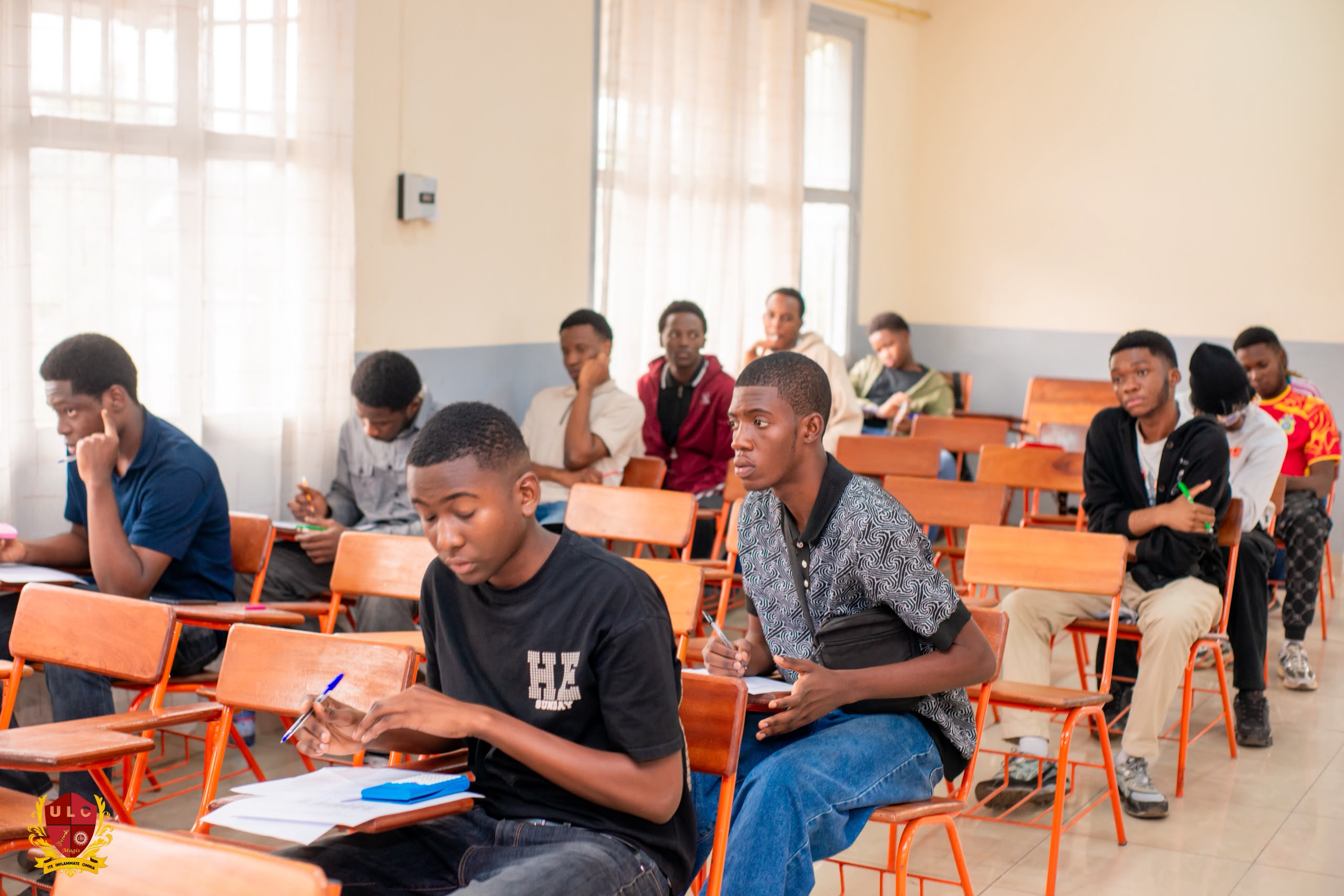 RETOUR EN IMAGES SUR LE DEUXIÈME CONCOURS D’ADMISSION À LA FACULTÉ DE SCIENCES ÉCONOMIQUES ET DE GESTION (FSEG) DE L’UNIVERSITÉ LOYOLA DU CONGO