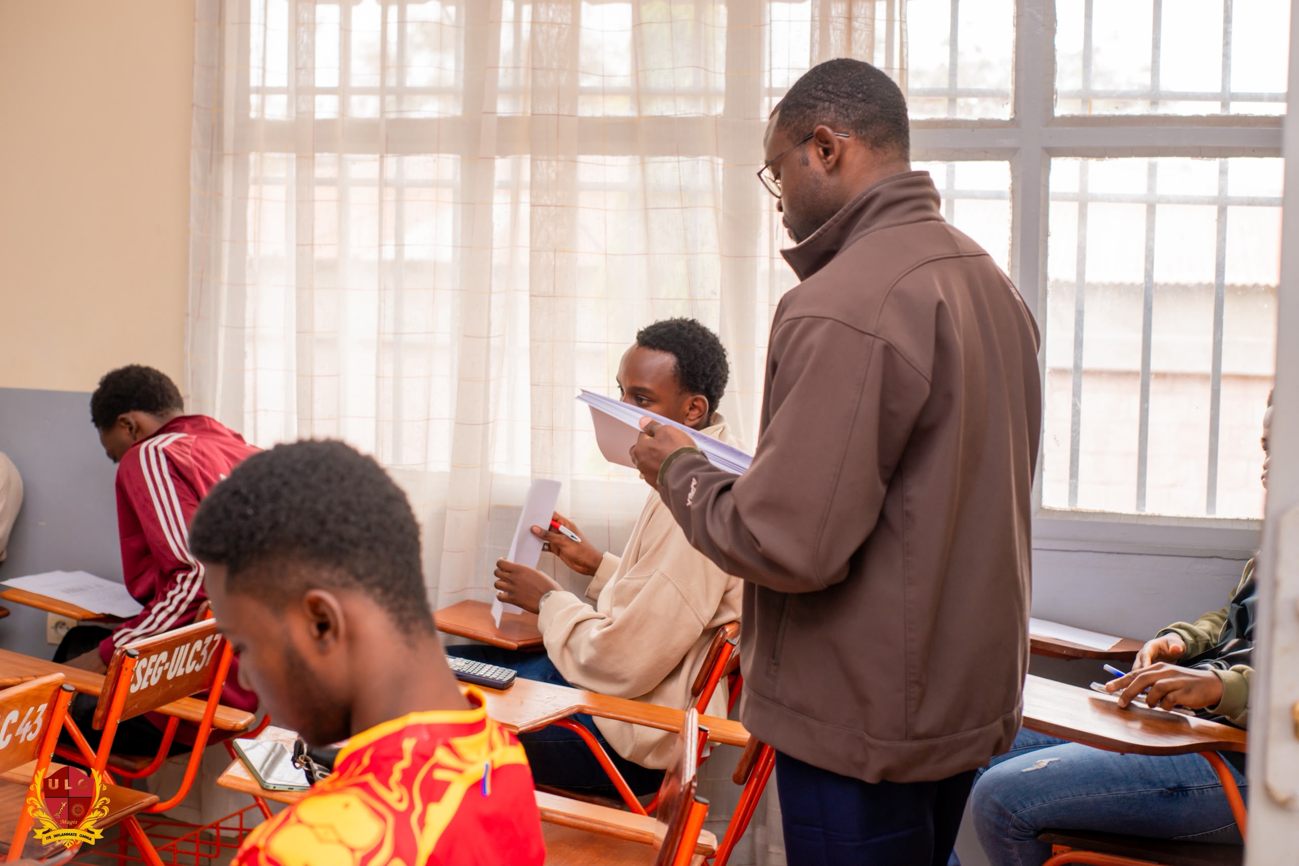 RETOUR EN IMAGES SUR LE DEUXIÈME CONCOURS D’ADMISSION À LA FACULTÉ DE SCIENCES ÉCONOMIQUES ET DE GESTION (FSEG) DE L’UNIVERSITÉ LOYOLA DU CONGO
