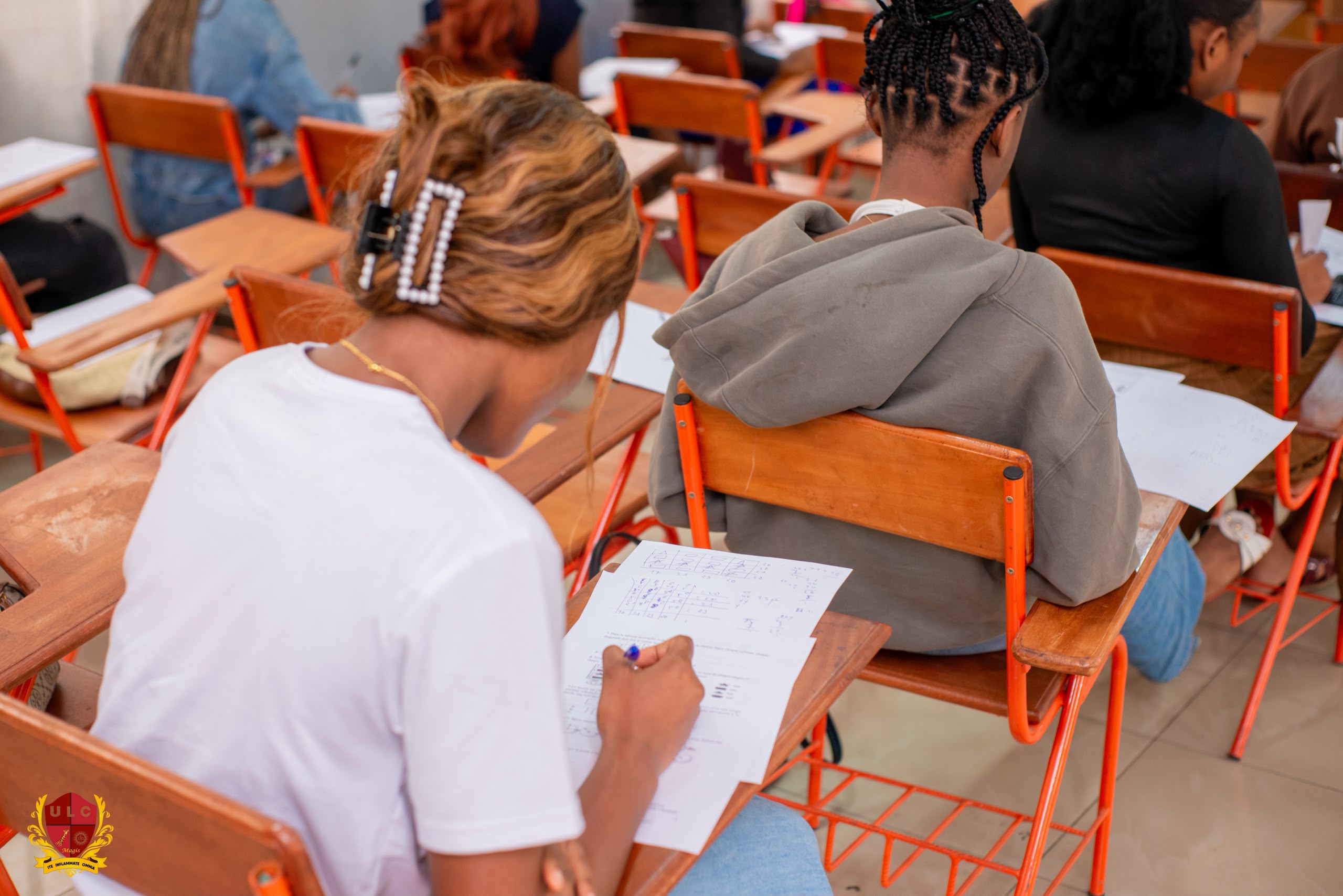 RETOUR EN IMAGES SUR LE DEUXIÈME CONCOURS D’ADMISSION À LA FACULTÉ DE SCIENCES ÉCONOMIQUES ET DE GESTION (FSEG) DE L’UNIVERSITÉ LOYOLA DU CONGO