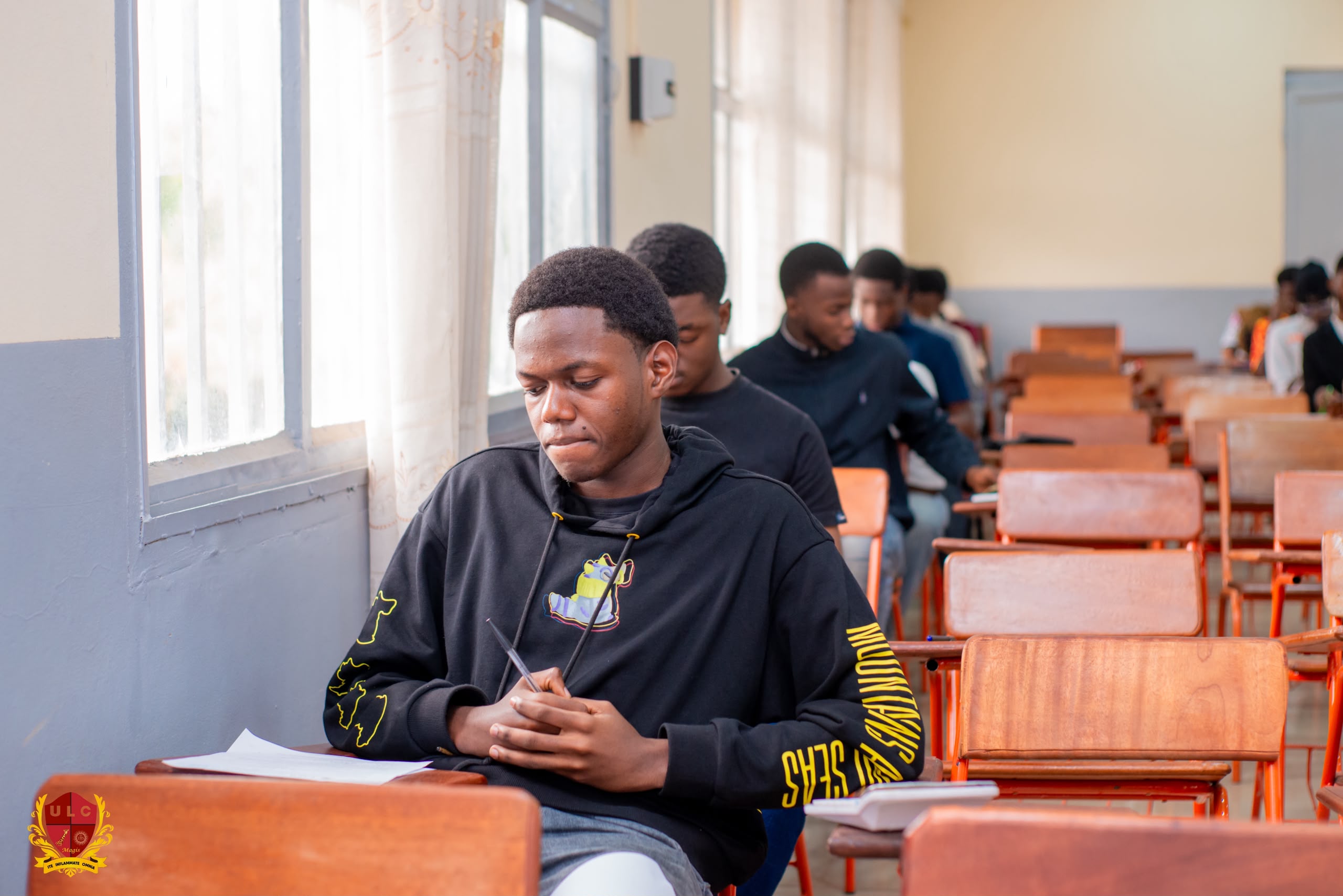 RETOUR EN IMAGES SUR LE DEUXIÈME CONCOURS D’ADMISSION À LA FACULTÉ DE SCIENCES ÉCONOMIQUES ET DE GESTION (FSEG) DE L’UNIVERSITÉ LOYOLA DU CONGO